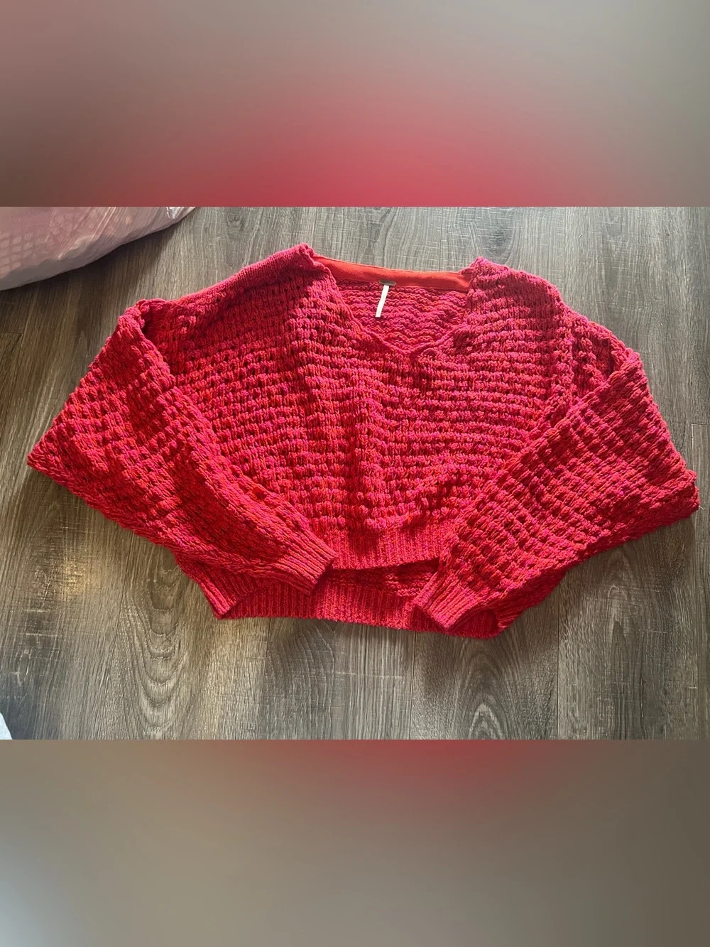 FREE PEOPLE Women's Coconut V-Neck Sweater DragonFruit Combo Size Small